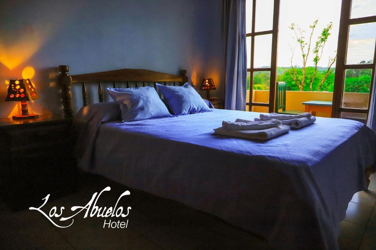 Hotel Los Abuelos El Soberbio Extérieur photo